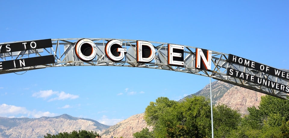 It Pays To Live In Ogden City Entrance Sign