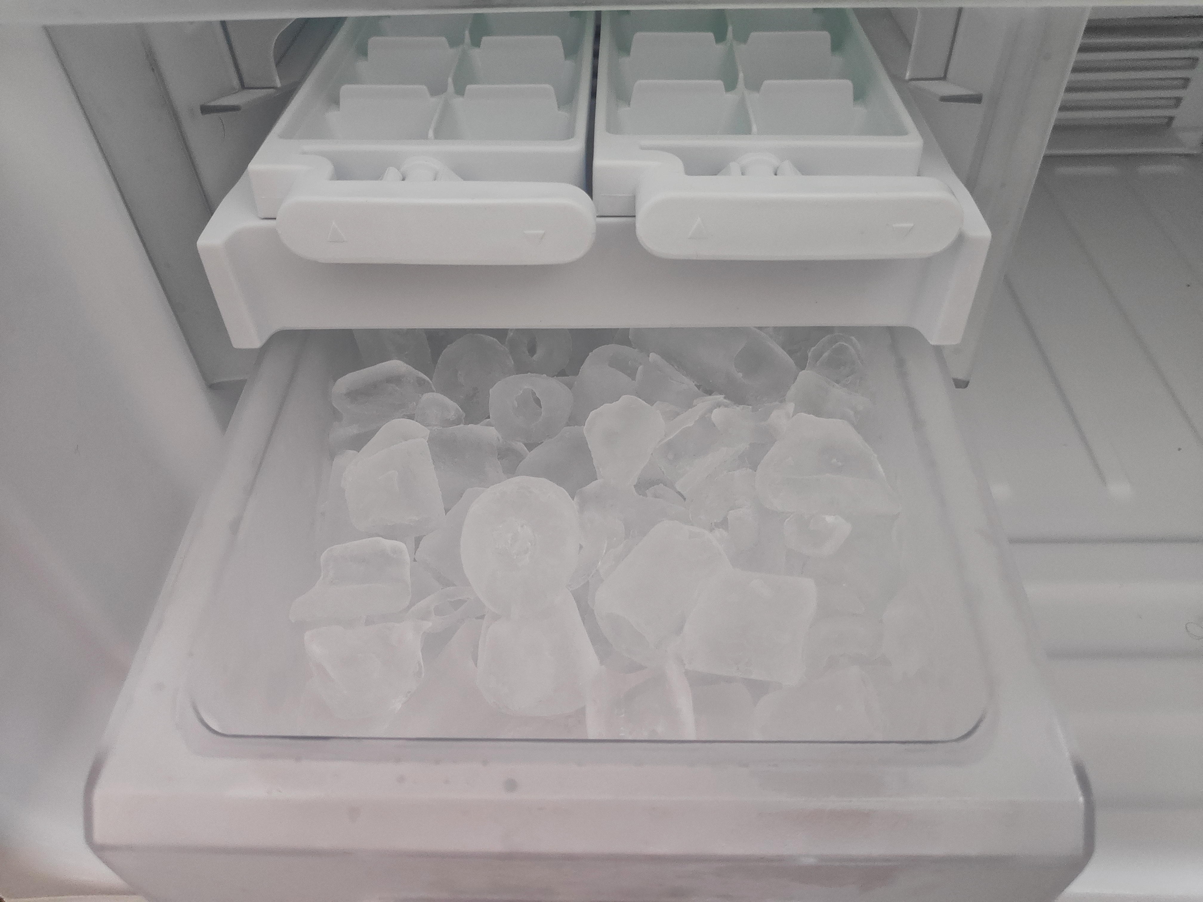 ice maker